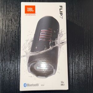 JBL Flip 7 Portable Speaker - Black